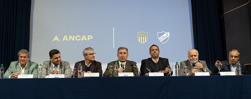 ANCAP apoya programas sociales de Nacional y Peñarol