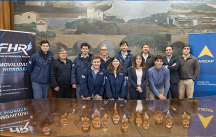 ANCAP recibió al equipo de Ingeniería que representará a Uruguay con un proyecto de movilidad a hidrógeno
